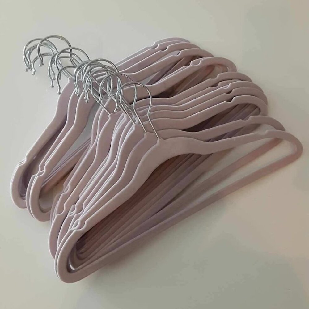 Small Velvet Hangers for PETITES, Kids, Teenagers, (12pcs )